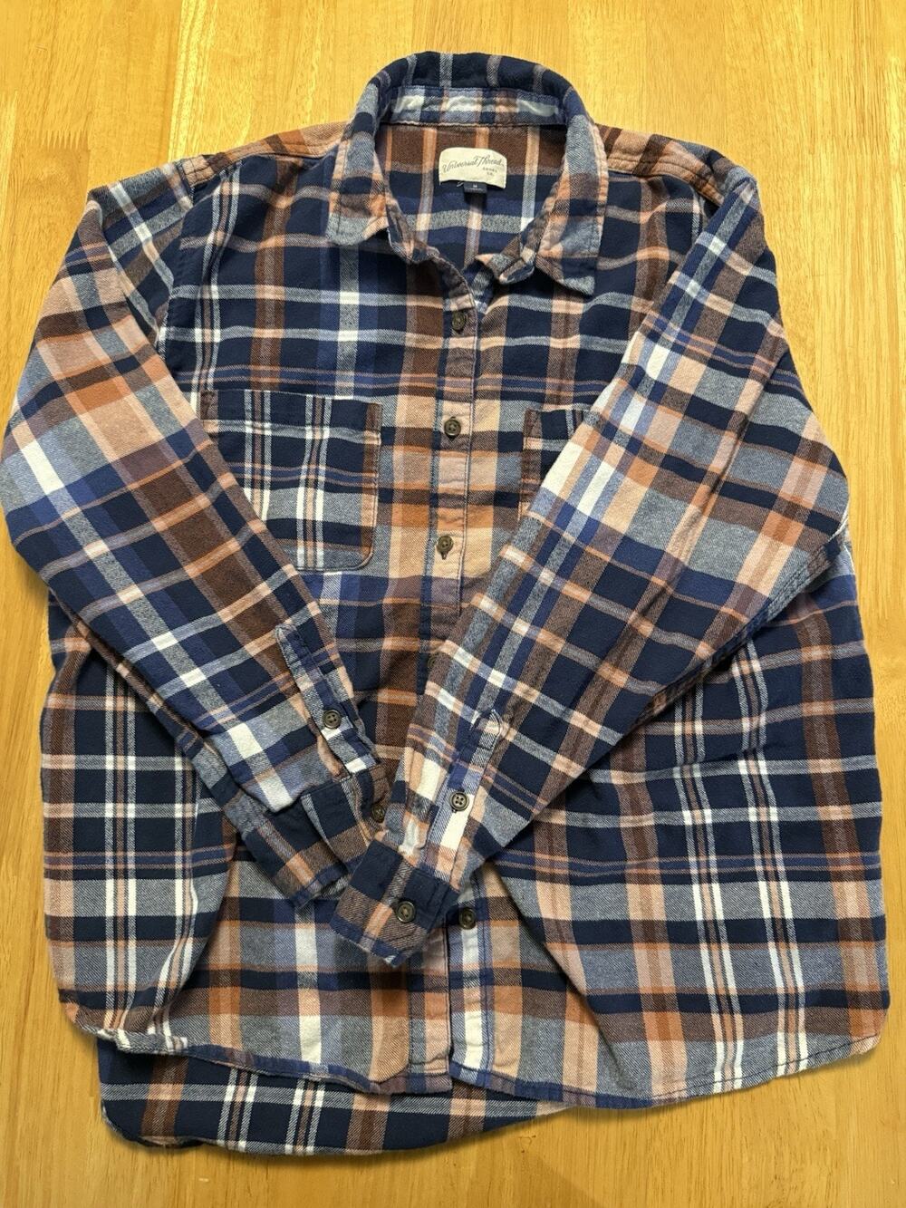 Universal Thread Unisex M Plaid Flannel Shirt Navy Rust Long Sleeve Button Up